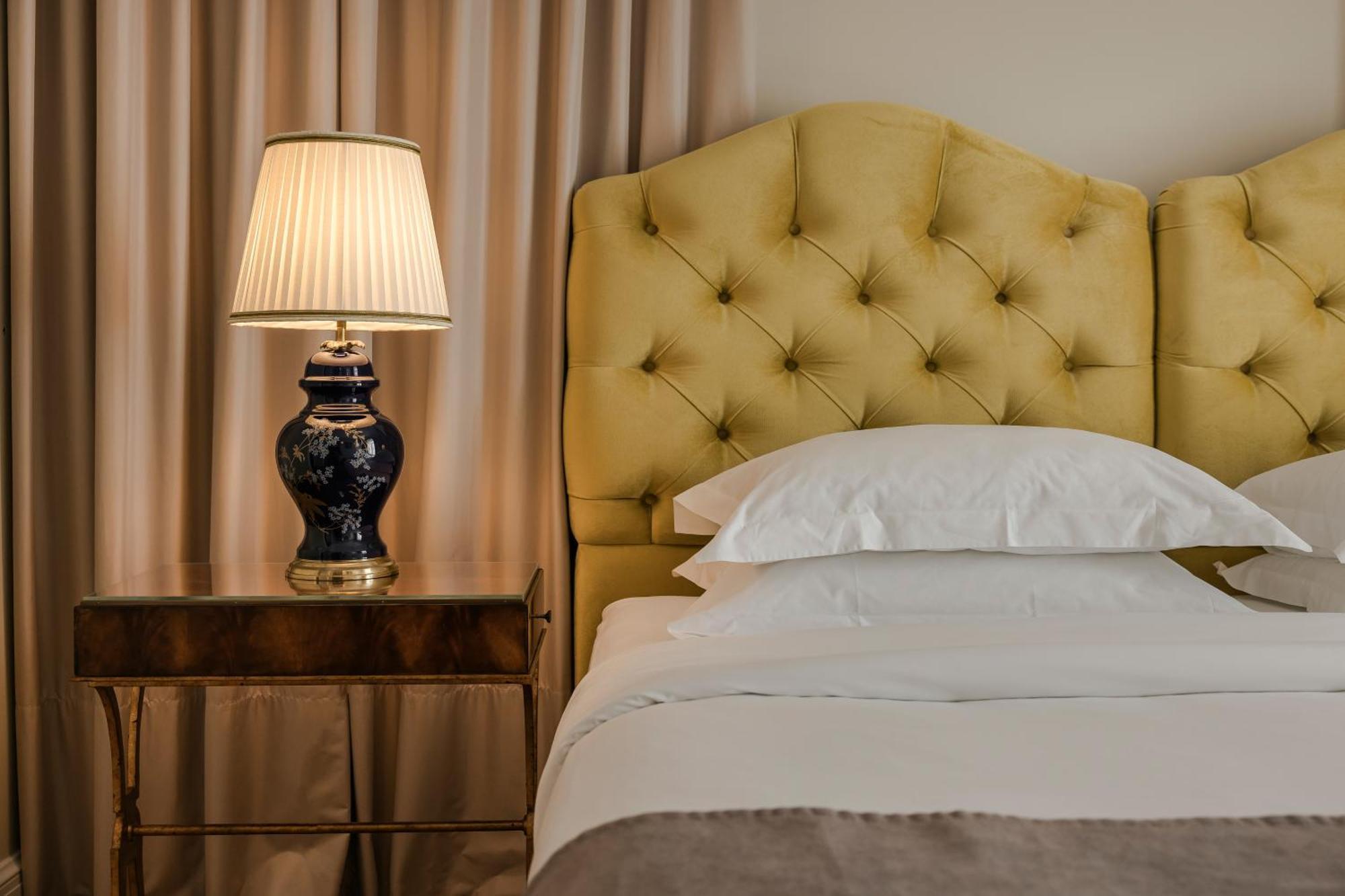 Noble Suites Atenas Exterior foto