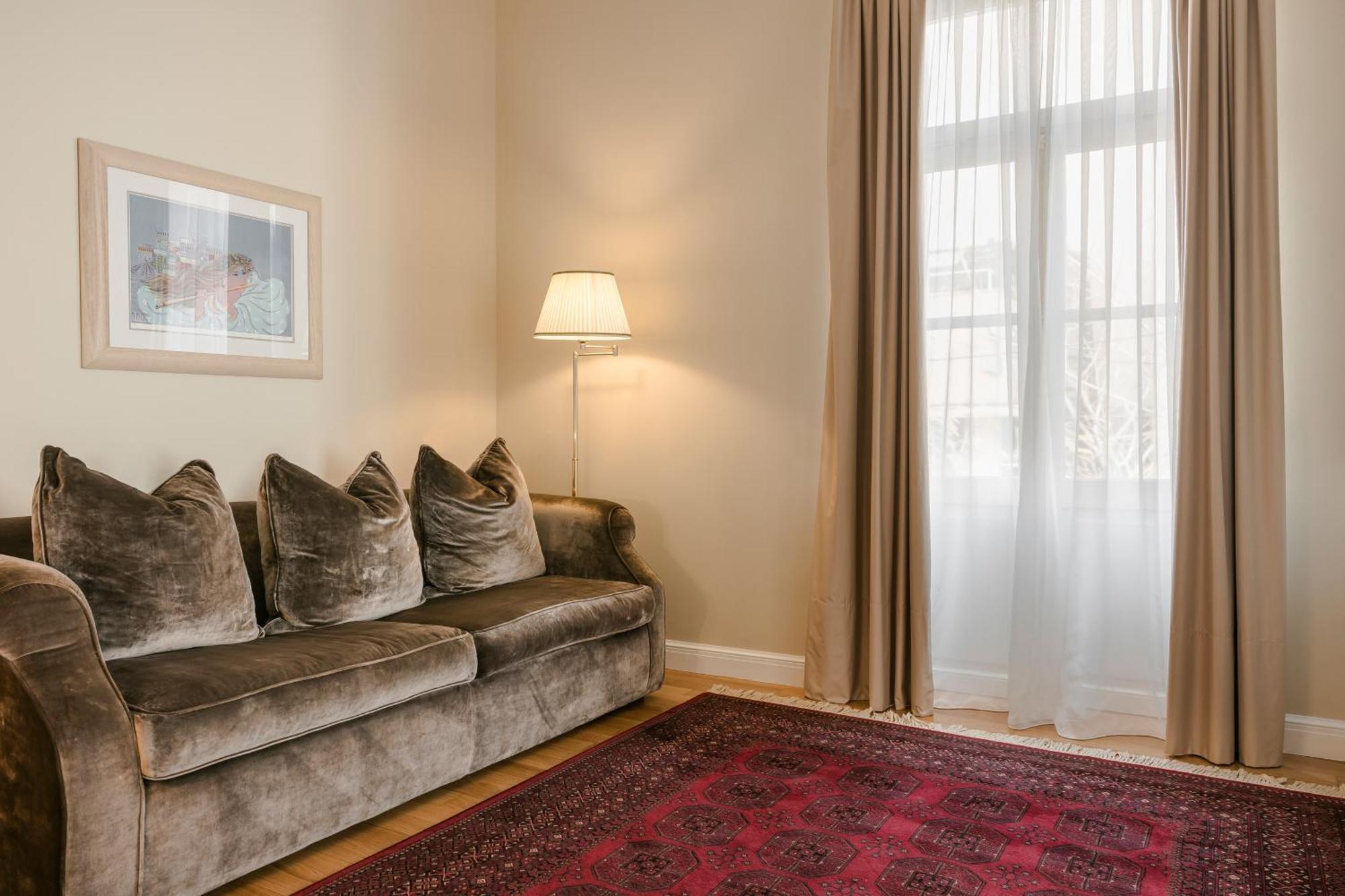 Noble Suites Atenas Exterior foto