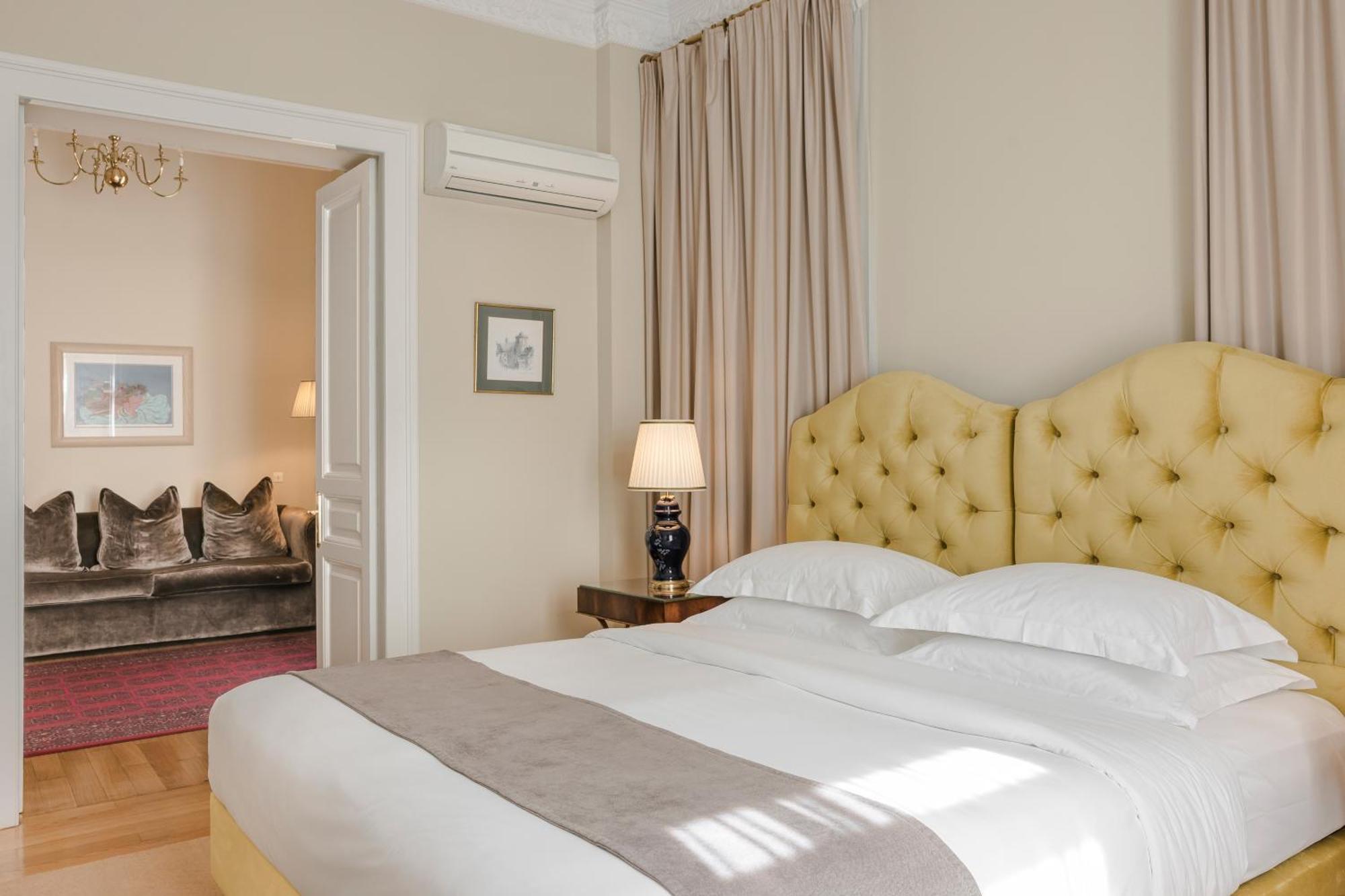 Noble Suites Atenas Exterior foto